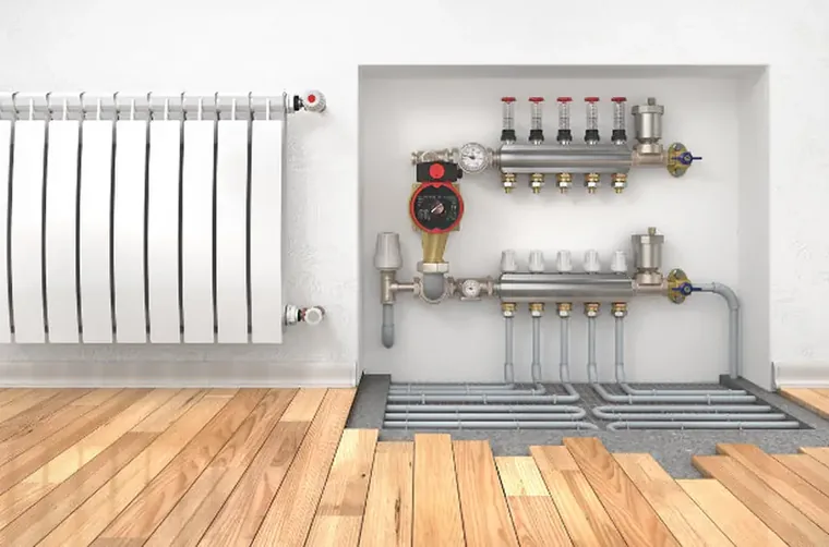 Radiator en vloerverwarmingsverdeler als afgiftesysteem in de woning.